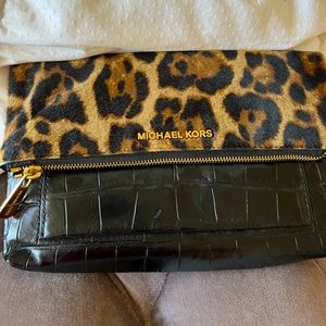 COPY - Michael Kors black & leopard clutch